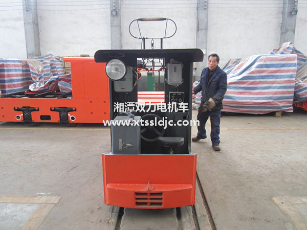 3噸雙力電機(jī)車(chē)